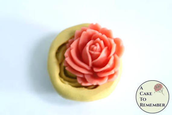 small rose mini mold, about 1" wide. Resin rose silicone mold. Fondant or gumpaste mold for cakes or cupcake toppers. M5219 Il_570xn