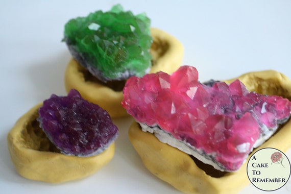 Geode silicone mold set, three sizes. Molds to make geode soap, or for cake decorating, geode birthday parties, or rock soap Il_570xn