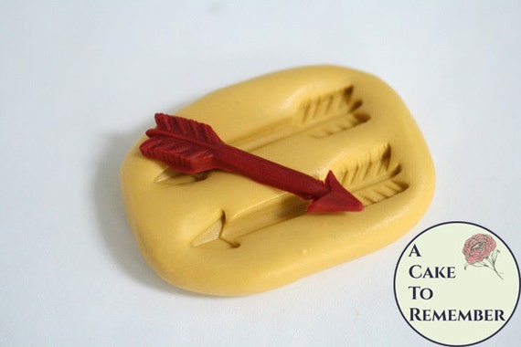 Arrow silicone mold for fondant, gumpaste, polymer clay, or resin mold. 1 1/2" long arrows. Arrows mold for cake or cupcake toppers M5109 Il_570xn