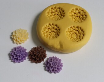 Silicone mini flower mold, 1/2" wide tiny dahlias. Food safe silicone mold for cake decorating, resin and polymer clay earrings M0030