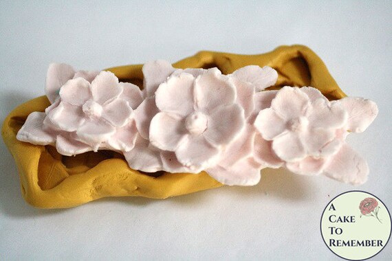 Floral border mold for cakes, fondant, gumpaste, polymer clay, or resin mold. About 5" long. Flowers mold for cake decorating M5111 Il_570xn
