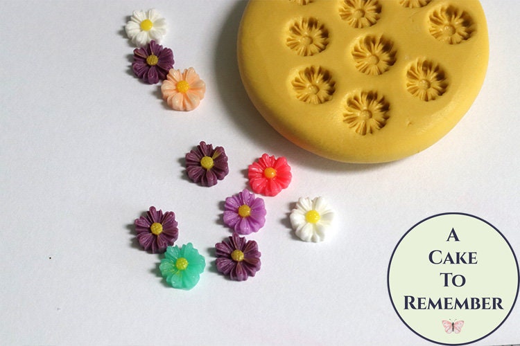 Tiny Silicone Mini Flower Mold, About 1/4 Wide Each. Clay Molds for Polymer  Clay, Resin, Silicone Mold. Fondant or Gumpaste Mold. M044 