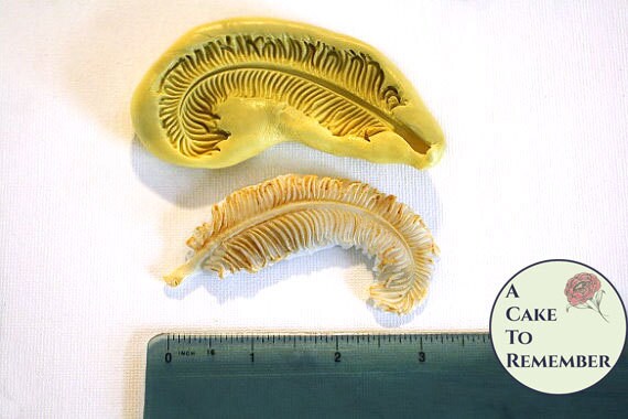 Silicone Feather Mold for cake decorating or cupcake decorating, chocolate mold, polymer clay mold, resin mold, silicone, M1020 Il_570xn