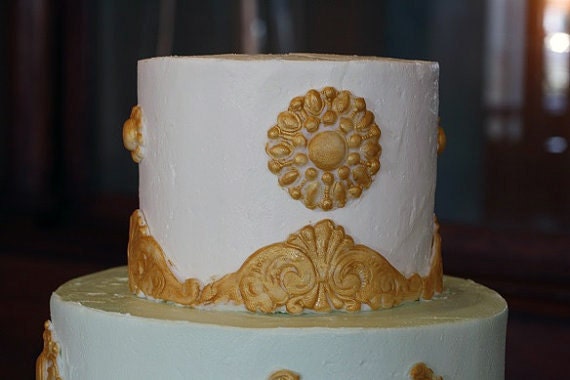 Virginia Left Lace Silicone Mold for DIY Fondant Cake Decorating