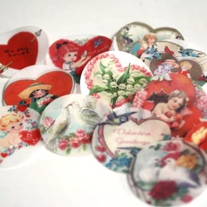 12 vintage Valentine's Day edible wafer paper pictures for cookie or cupcake decorating. 2" round Valentine cookies images