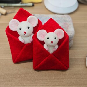 Needle Felted Mouse, Valentine's Day Gift, Wool Animal with Heart, Romantic Decor image 13