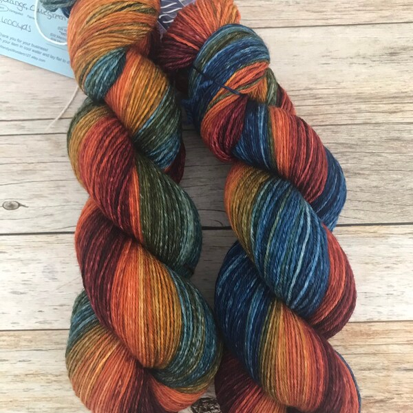 Marbled Gradient Dyed Yarn, Hand Dyed Yarn, Merino, 600 yards, Shawl Length Yarn,