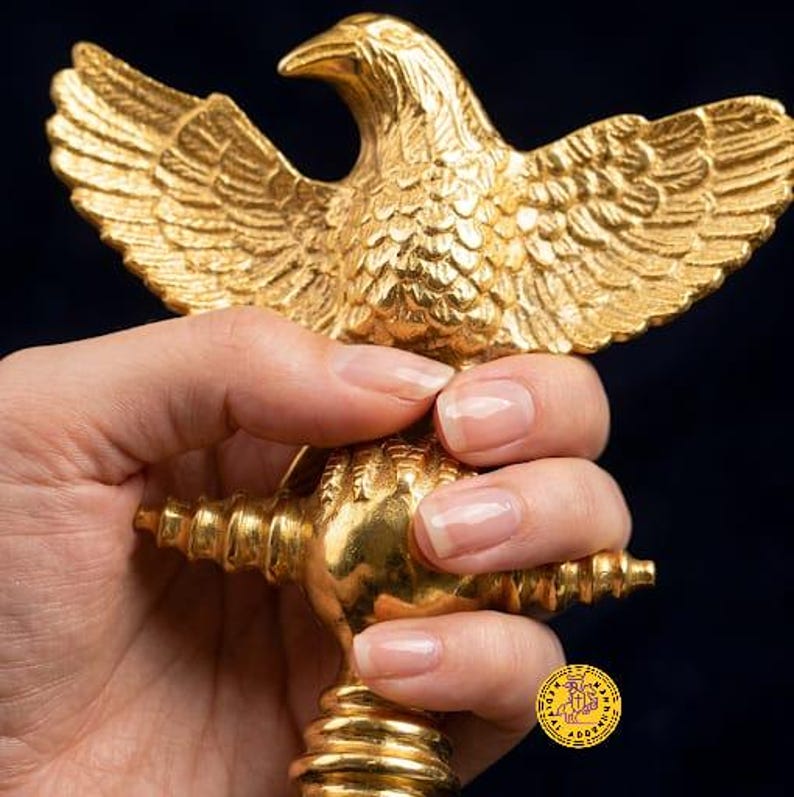 Bronsstaty av romersk örn av Aquila, replika av militärstandard, dekor av antikens Rom bild 5