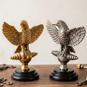 Bronsstaty av romersk örn av Aquila, replika av militärstandard, dekor av antikens Rom bild 11