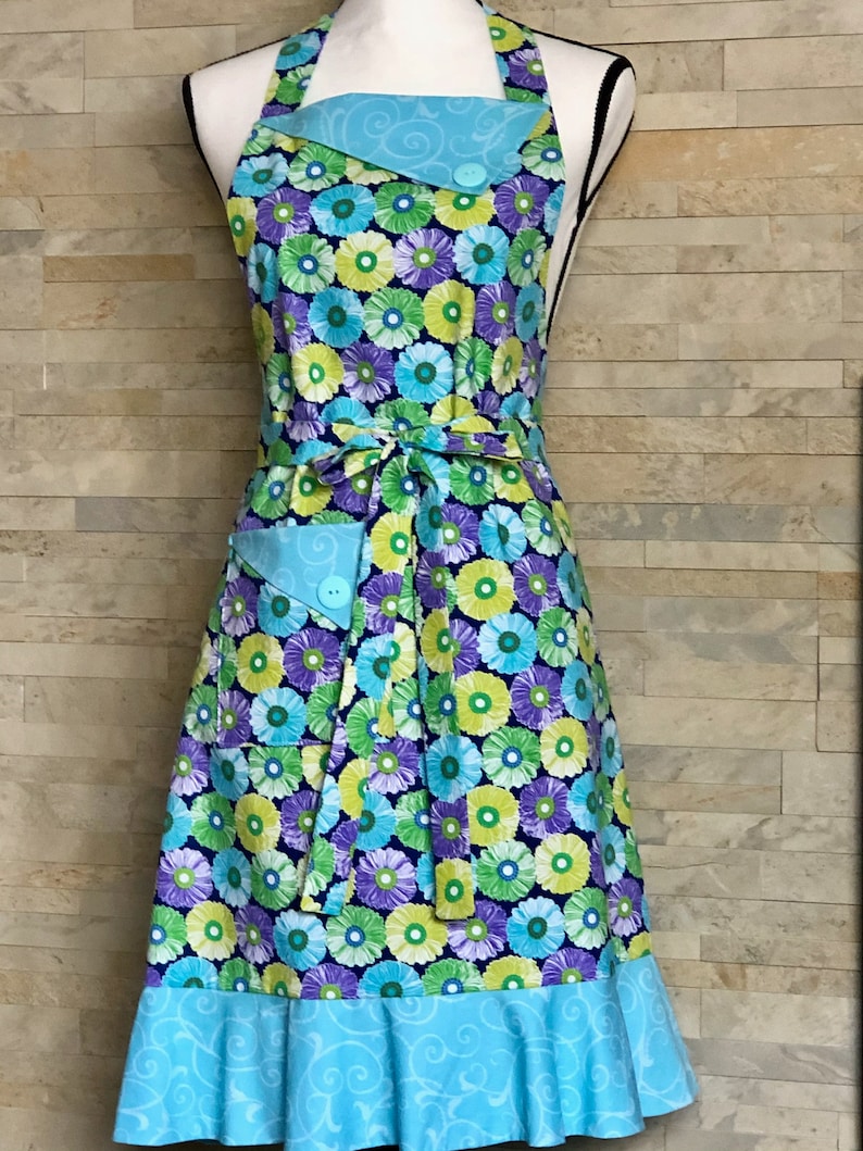 Women/'s Apron Ready to Ship Adult Retro Bib Apron Handmade Kitchen Clothing Protector