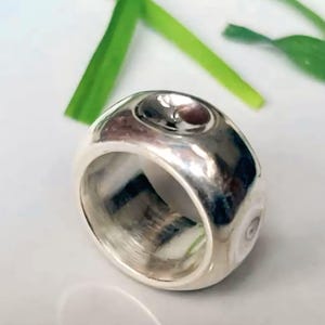 Kupolring i sterlingsilver: Bredt band i bohemiskt uttryck, handgjord