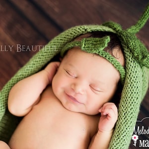 Cozy As a Pea - Peapod Knit Pattern - Twin and Single Newborn Baby Sizes Included - Instant Digital Download