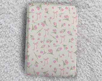 Detachable Magnetic Kindle Case Aesthetic Tulips Kobo Clara Colour Case Bohemian Floral Kindle Paperwhite Case Minimalist Kobo Case for Her