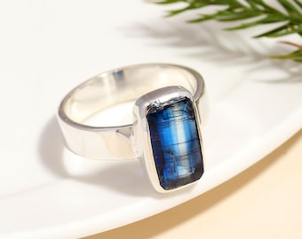 Kyanite Silver Ring – Natural Blue Gemstone Statement Band