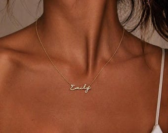 Collier nom Prénom Personnalisé waterproof en Acier Inoxydable – Bijou Cadeau Femme – Collier Nom  Minimaliste