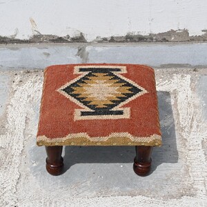Kilim Footstool, Handmade Wool Jute Ottoman, Wooden Foot Rest, Boho Small Stool, Rustic Farmhouse Living Room Decor, Housewarming Gift