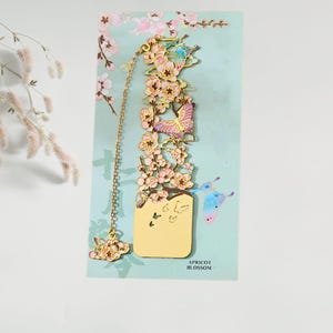 Segnalibro a forma di fiore in ottone: elegante regalo per gli amanti dei libri