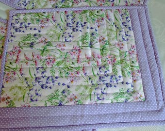 Spring placemats set (4 pieces)