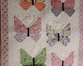 Butterfly patterned children's blanket