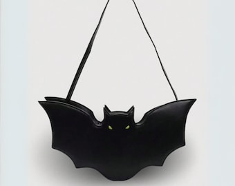 Gothic Halloween Bat Shaped PU Leather Crossbody Bag – Adjustable Strap Shoulder Purse, Stylish Contrast Color, Spooky & Cute Gift