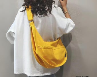 Bolso de estilo japonés con forma de media luna para mujer, de color liso, de gran capacidad, para hombro o bandolera, para compras informales.
