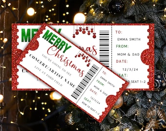 Può includere: Due biglietti per un concerto natalizio con bordi glitterati rossi. I biglietti recitano "Buon Natale" e includono dettagli come "Emma Smith", "Mamma e Papà" e la data "12/3/24". I biglietti sono per un concerto al Ford Field.