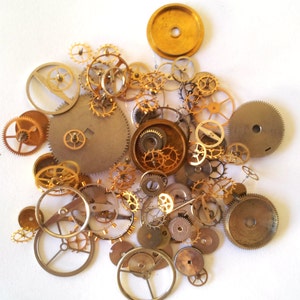 100 GEARS, Cogs & WHEELS only Steampunk watch parts, Steampunk Watch Pieces, old watch parts, vintage watch parts, steampunk supplies