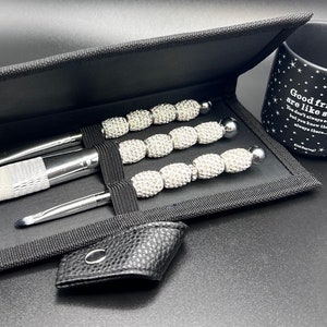 Handmade makeup brushes, bling decor, bling makeup brush, beauty supplies, make up brush