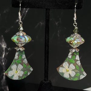 Hand crafted lampwork and dangle earrings, green flower earrings, floral jewelry, gifts for her, jewelry for women