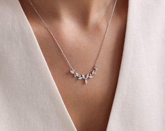 Sterling Silver Ivy Leaf Necklace: Nature Inspired Jewelry, New Year's Gift, Gift for Loved One, women necklace