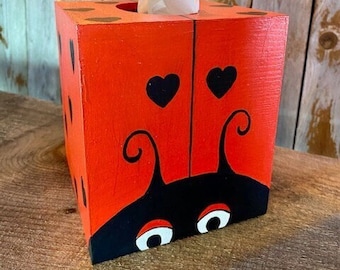 Lady bug tissue box cover, ladybug decor, lady bug bedroom, ladybug, gift, ladybug nursery, girls room, playroom decor, kids room