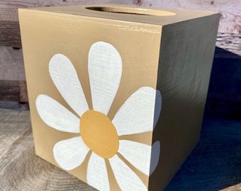 Daisy tissue box cover, daisy decor, daisy gifts, flower room decor, girls tissue box, daisy nursery, tan nursery decor, neutral room decor