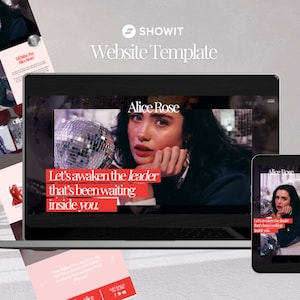 Puede incluir: Un portátil, un smartphone y materiales impresos muestran una plantilla de sitio web. El sitio web presenta a una mujer con cabello largo y oscuro y el texto "Let's awaken the leader that's been waiting inside you." El logotipo de Showit está en la parte superior.