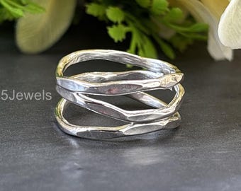 Anello incrociato in argento sterling martellato fatto a mano: fascia per pollice in argento .925