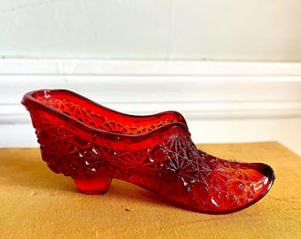 Vintage Fenton Amberina red art glass shoe