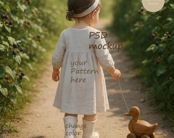 Mockup, PSD mit Smart-Objekt, Stoff Mockup, Kinderkleid Mockup, Model Mockup, Child Dress Mockup, Clothing Mockup, für Social Media & Web,