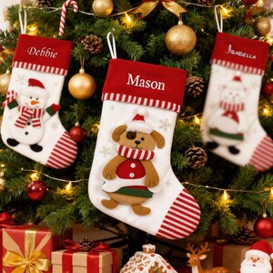 パーソナライズされた3Dベビークリスマスストッキング、カスタムサンタ雪だるま猫犬鹿デザイン、刺繍入りファミリーストッキング、記念品クリスマスギフト