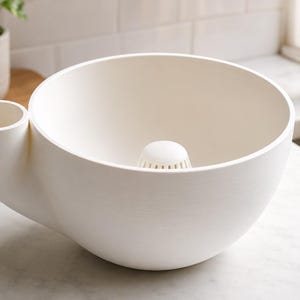 HydroBowl Fruit & Vegetable Washer – Modern Kitchen Colander, 3D Printed Draining Bowl, Eco-Friendly Kitchen Gift