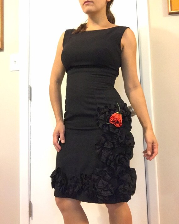 black fitted cocktail dress