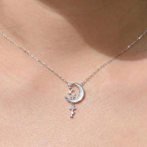 Collier croissant de lune et étoile en pierre de lune, bijoux célestes en acier inoxydable, cadeau mystique délicat pour elle