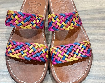 Handgefertigte marokkanische Ledersandalen – Bunte Boho-Sommerschuhe für Damen