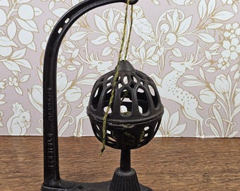 Antique Cast Iron Twine Holder Wall Mount String Dispenser Sensible Pat Applied For