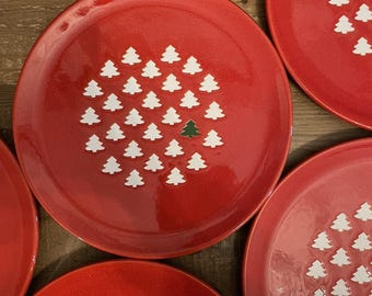 Canyon Pine Plate Set, Pinecones, Pine Tree China, Kanedai Japan
