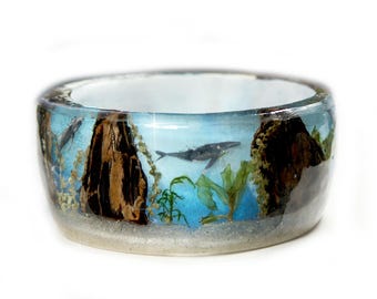 Ocean Jewelry -SeaShell Jewelry- Jewelry with real seashells -Beach Bangle- Blue Bangle -Resin Jewelry - Underwater World