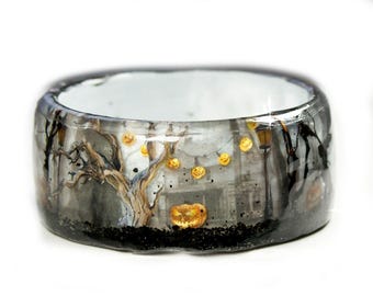 Spooky Forest Bracelet - Jewelry with Real Flowers- Dried Flowers- Halloween Jewelry -  Dried Flowers- Black Jewelry - Resin Jewelry