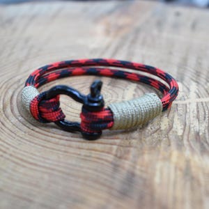 Paracord minimalist bracelet, men’s bracelet