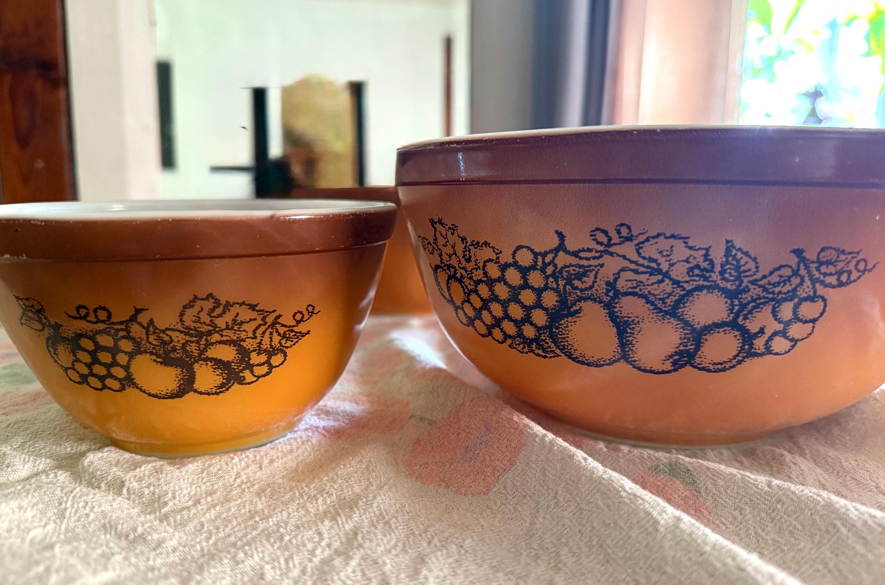 1970s Pyrex Bowls