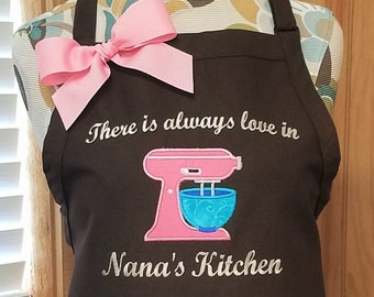 Personalized Apron, Grandma Apron, Nana Apron, Monogrammed Apron, Birthday Gift