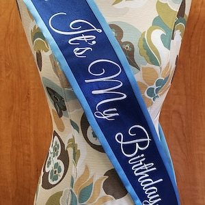 Personalized Sash, Birthday Sash, Embroidered Sash, Custom Sash, Party Favor