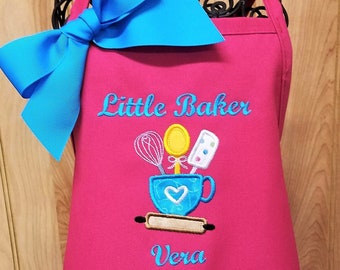 Child Apron, Christmas Apron, Personalized Apron, Girl's Apron, Boy's Apron